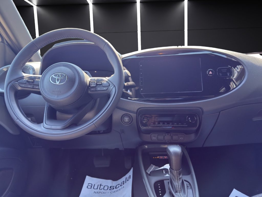 TOYOTA Aygo X 1.5 Hybrid 115 CV 5 porte Icon - 14
