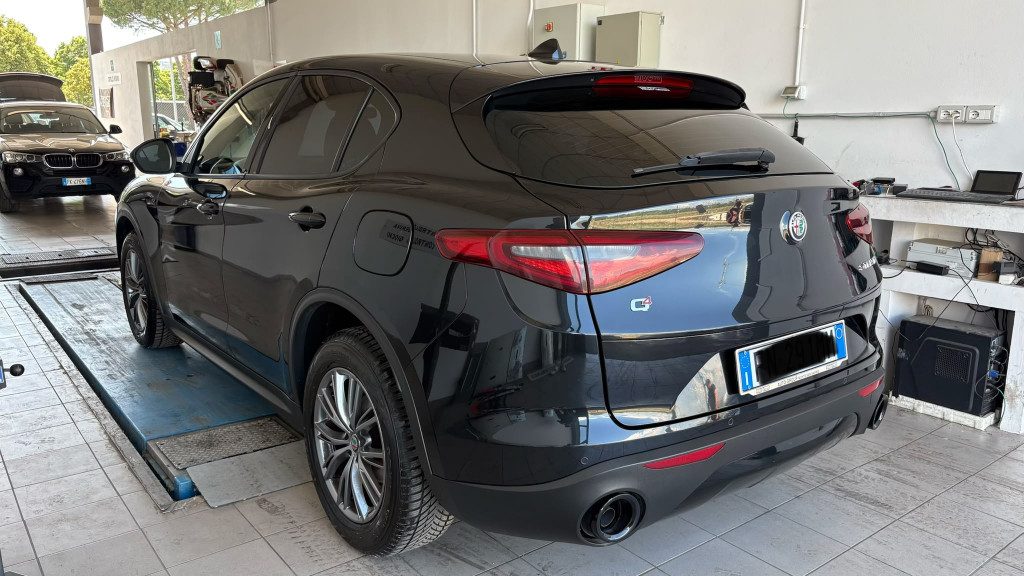ALFA ROMEO Stelvio 2.2 Turbodiesel 210 CV AT8 Q4 Business - 5