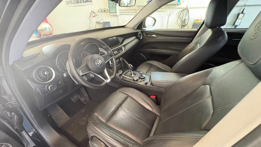 ALFA ROMEO Stelvio 2.2 Turbodiesel 210 CV AT8 Q4 Business - 9