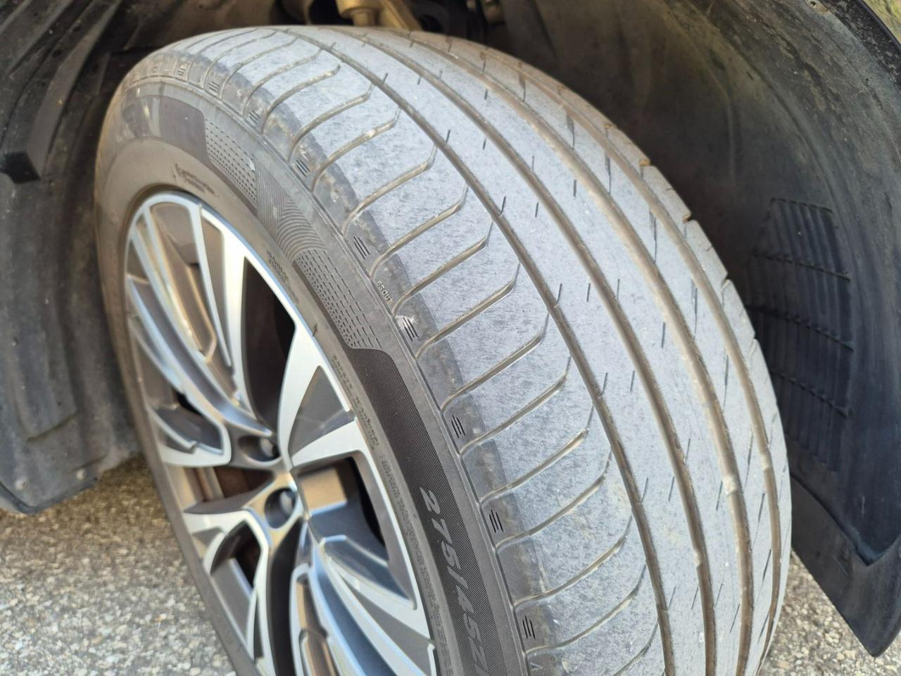 VOLVO XC90 B5 (d) AWD Geartronic Inscription - 25
