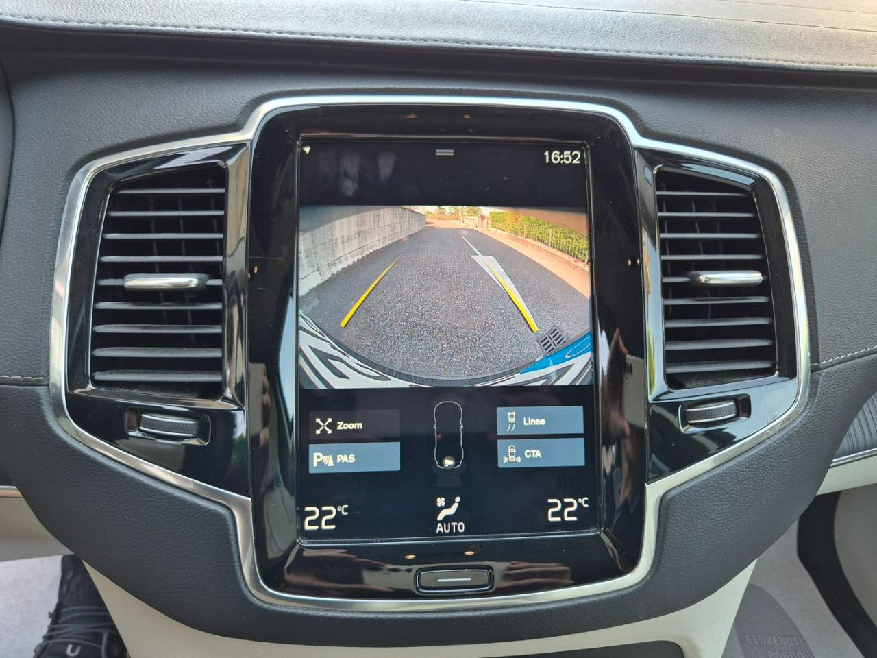 VOLVO XC90 B5 (d) AWD Geartronic Inscription - 20