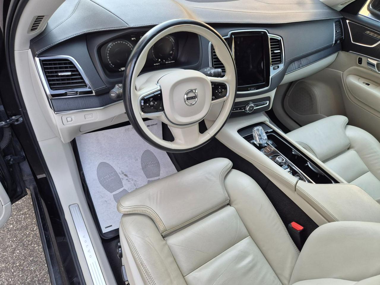 VOLVO XC90 B5 (d) AWD Geartronic Inscription - 10