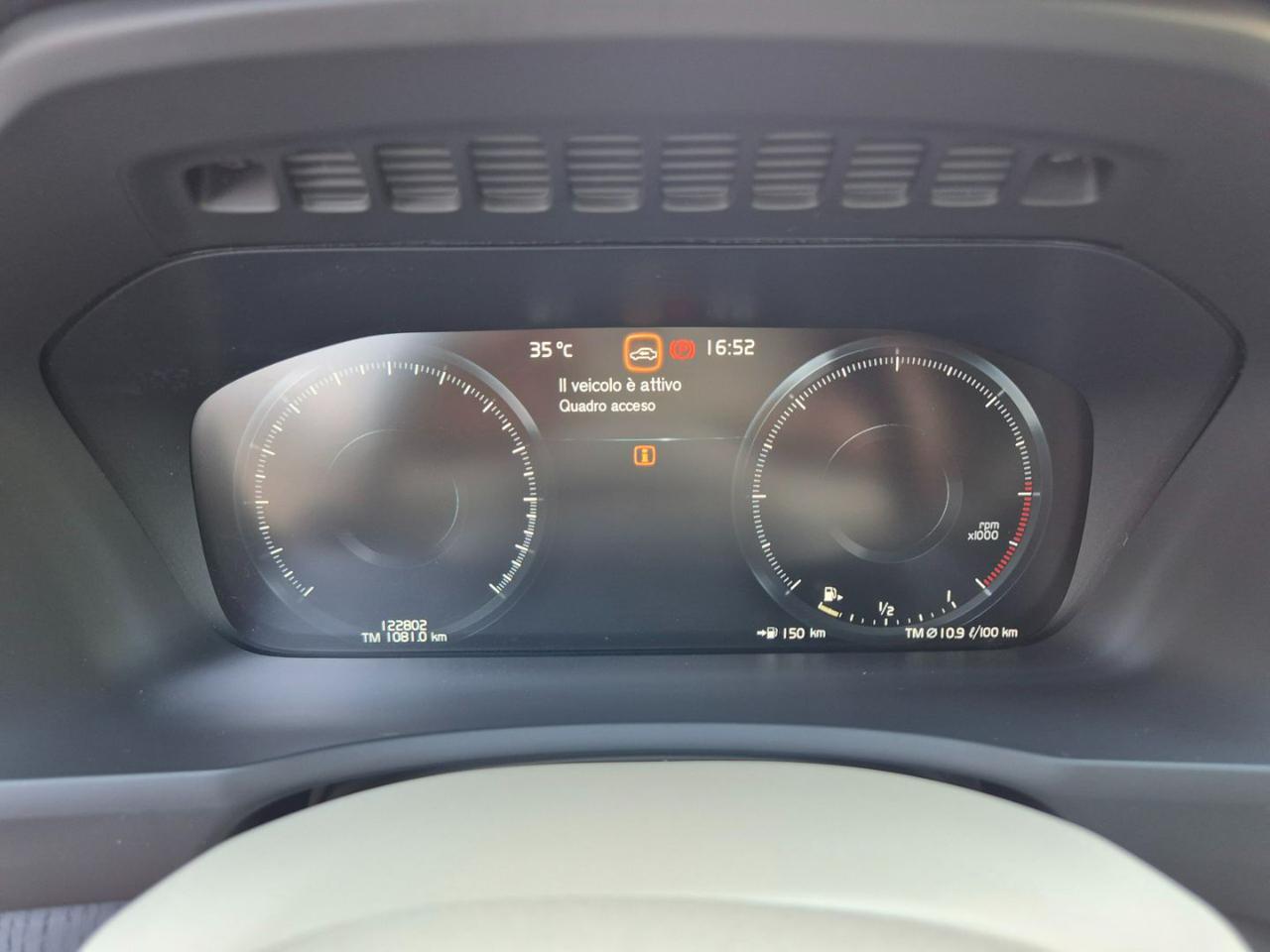 VOLVO XC90 B5 (d) AWD Geartronic Inscription - 19