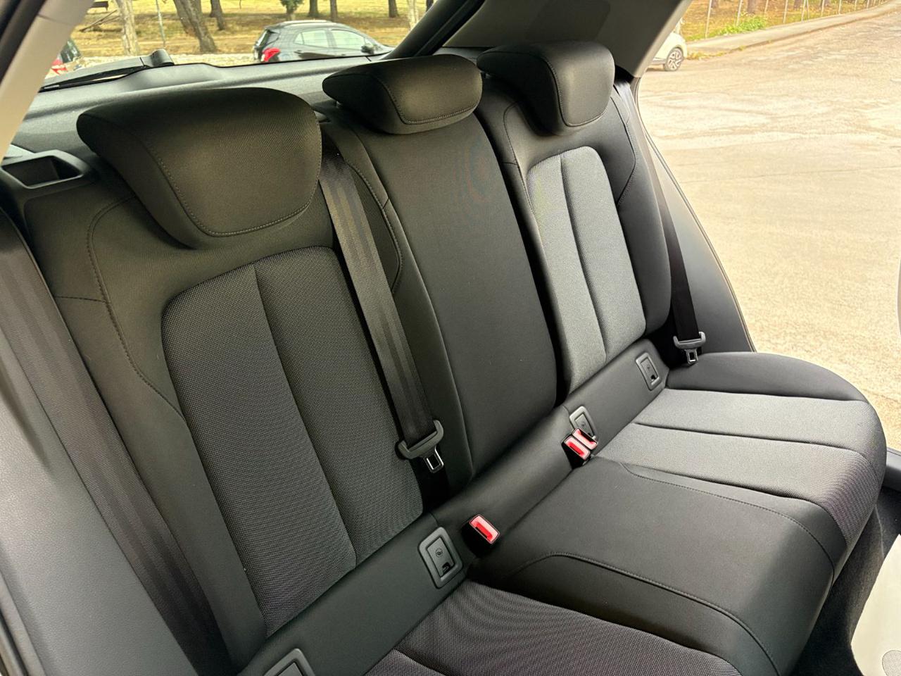 AUDI Q2 30 TDI S tronic S line Edition Identity Black - 27