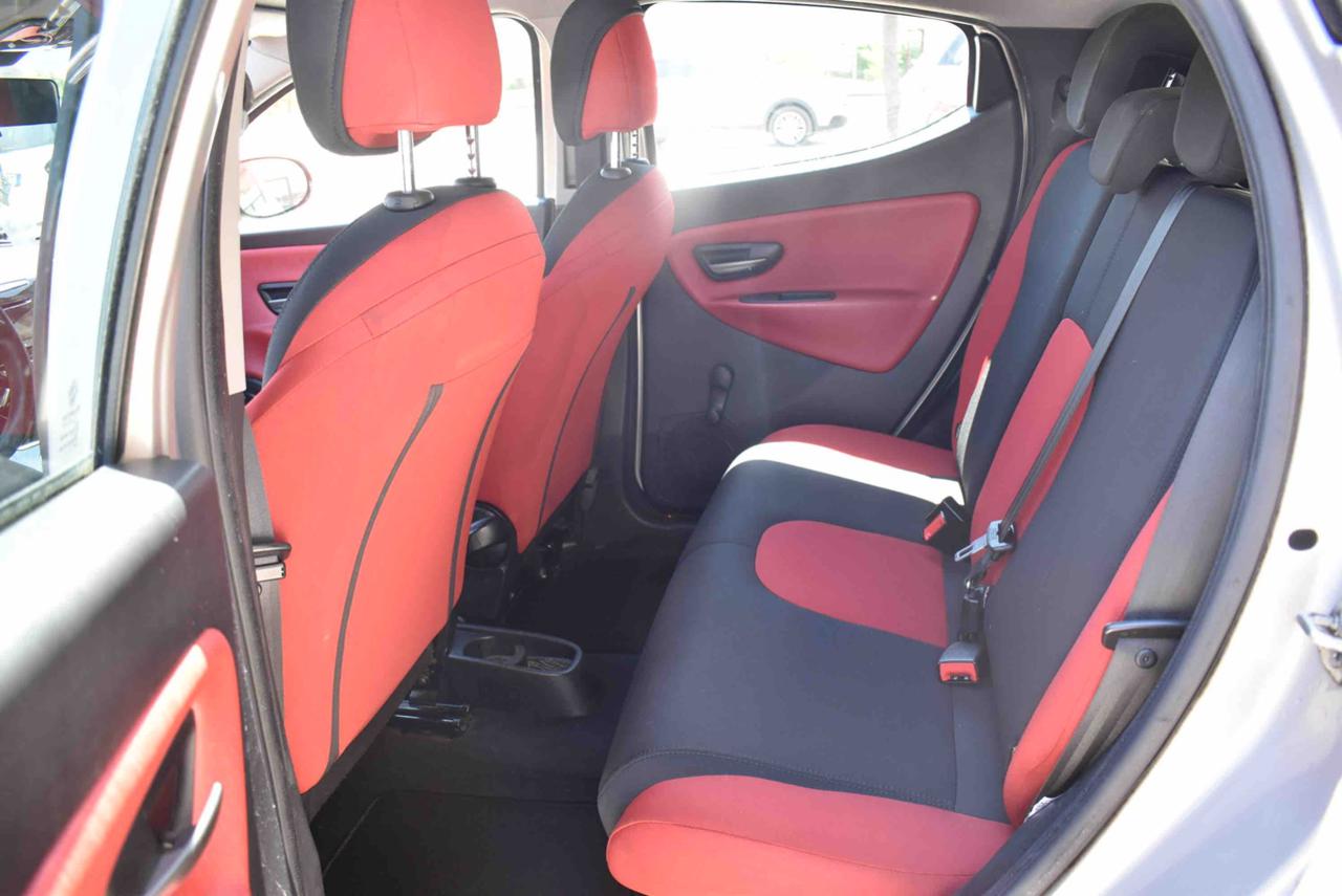 LANCIA Ypsilon 1.2 69 CV 5 porte GPL Ecochic Gold - 10