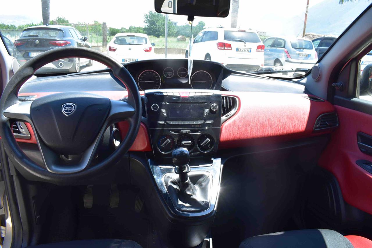 LANCIA Ypsilon 1.2 69 CV 5 porte GPL Ecochic Gold - 12