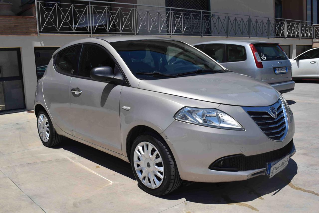 LANCIA Ypsilon 1.2 69 CV 5 porte GPL Ecochic Gold - 3