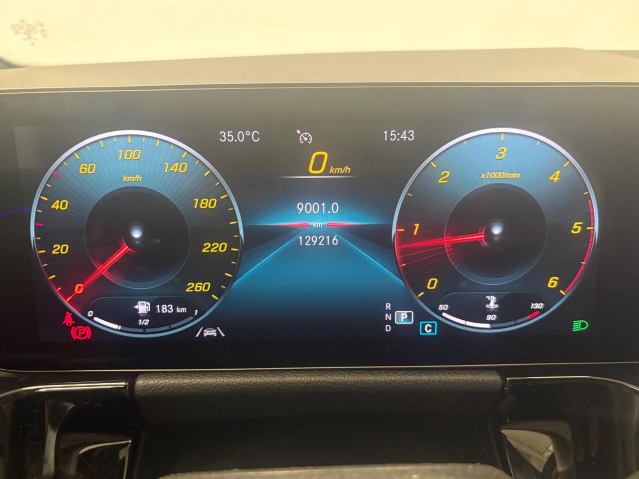 MERCEDES-BENZ GLA 180 d Automatic Premium - 18