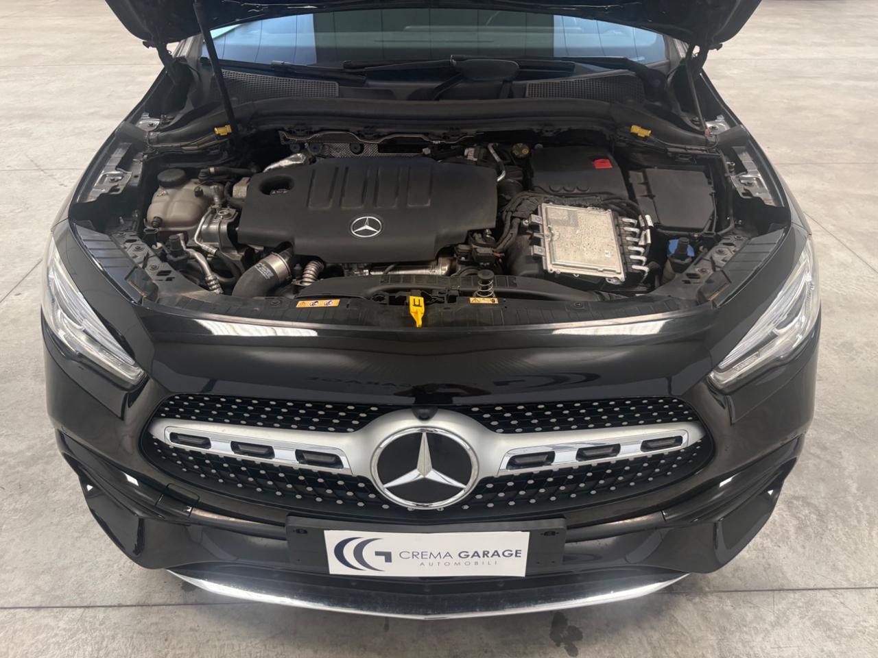 MERCEDES-BENZ GLA 180 d Automatic Premium - 20