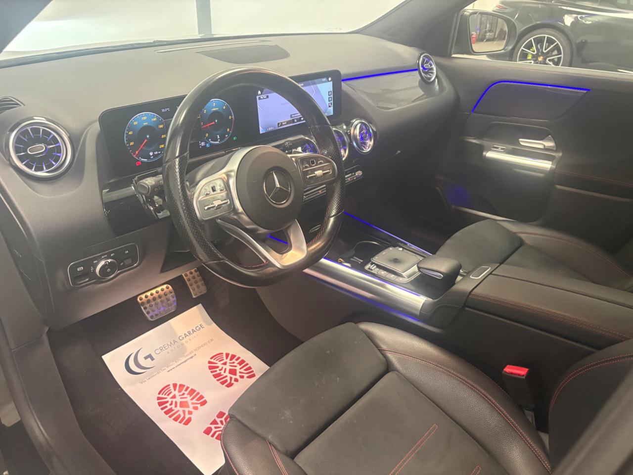 MERCEDES-BENZ GLA 180 d Automatic Premium - 9