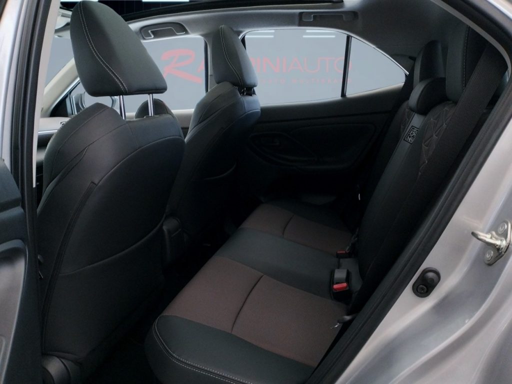 TOYOTA Yaris Cross 1.5 Hybrid E-CVT 130 Cv Lounge Km 26.000 Pronta - 16