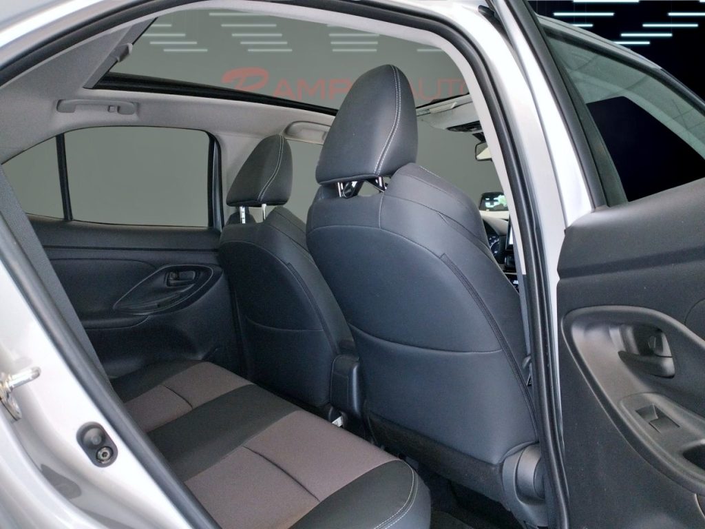 TOYOTA Yaris Cross 1.5 Hybrid E-CVT 130 Cv Lounge Km 26.000 Pronta - 19