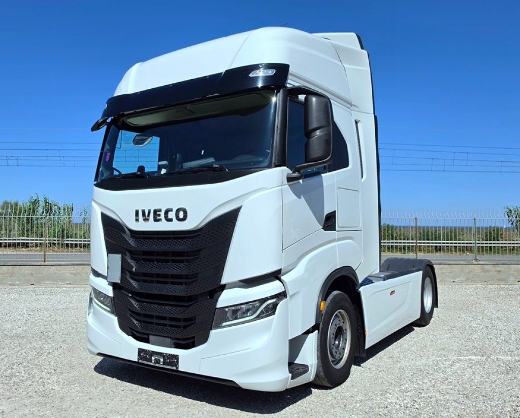 IVECO S-WAY 490 T/P Km 74200 + INTARDER - 3