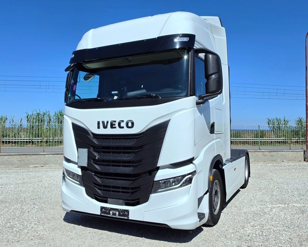 IVECO S-WAY 490 T/P Km 74200 + INTARDER - 21