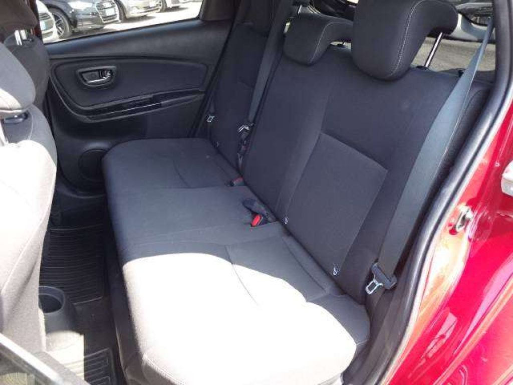 TOYOTA Yaris Yaris  5p 1.5h Style - 9