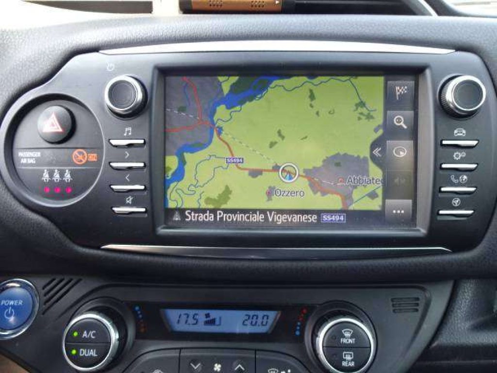 TOYOTA Yaris Yaris  5p 1.5h Style - 11