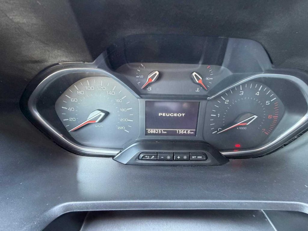 PEUGEOT Rifter BlueHDi 100 Allure Standard - 13