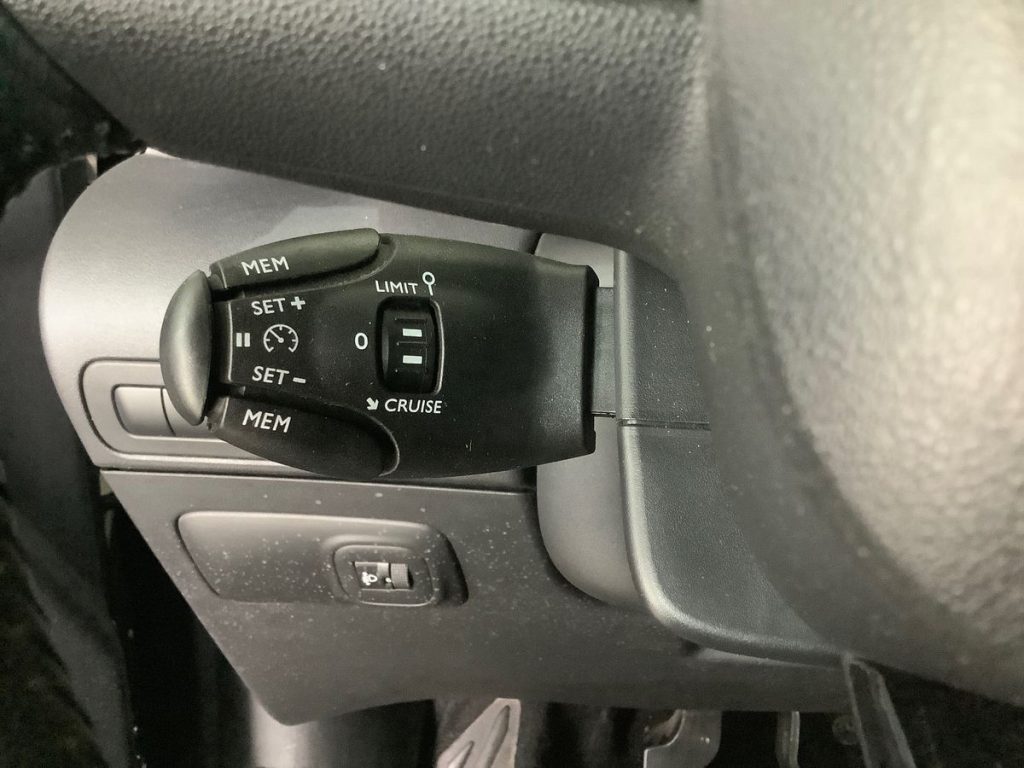 CITROEN C3 Aircross BlueHDi 100 S&S Feel - 20