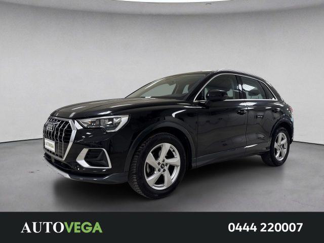 AUDI Q3 Nero pastello