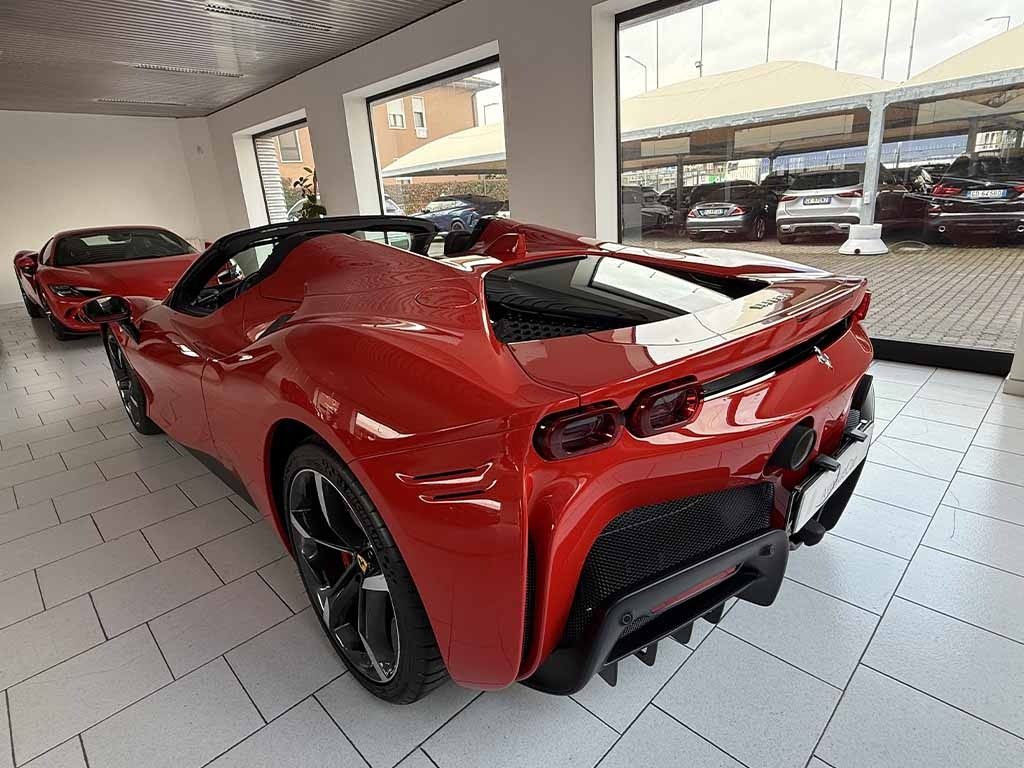 FERRARI SF90 Spider VISIBILE IN SEDE UFFICIALE ITALIANA IVA ESP - 9