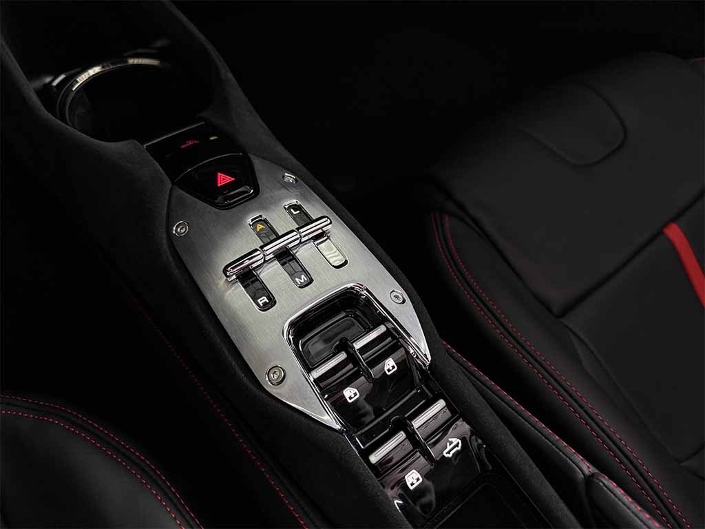 FERRARI SF90 Spider VISIBILE IN SEDE UFFICIALE ITALIANA IVA ESP - 21