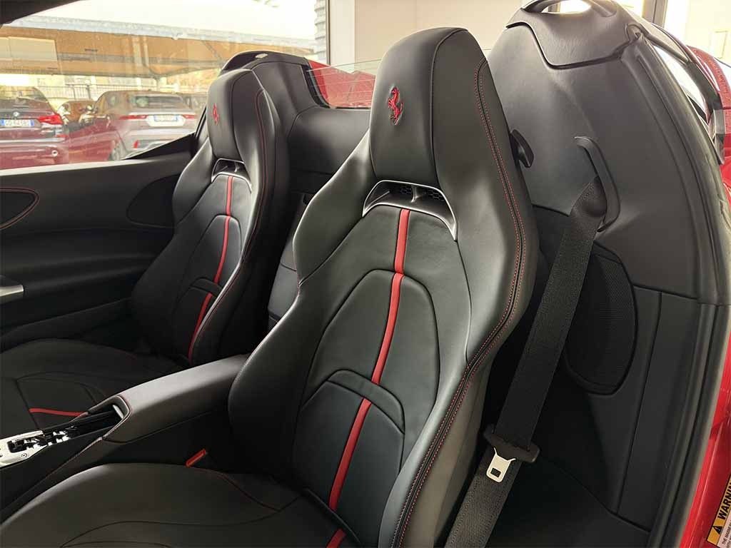 FERRARI SF90 Spider VISIBILE IN SEDE UFFICIALE ITALIANA IVA ESP - 24