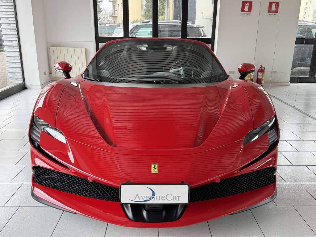 FERRARI SF90 Spider VISIBILE IN SEDE UFFICIALE ITALIANA IVA ESP - 2