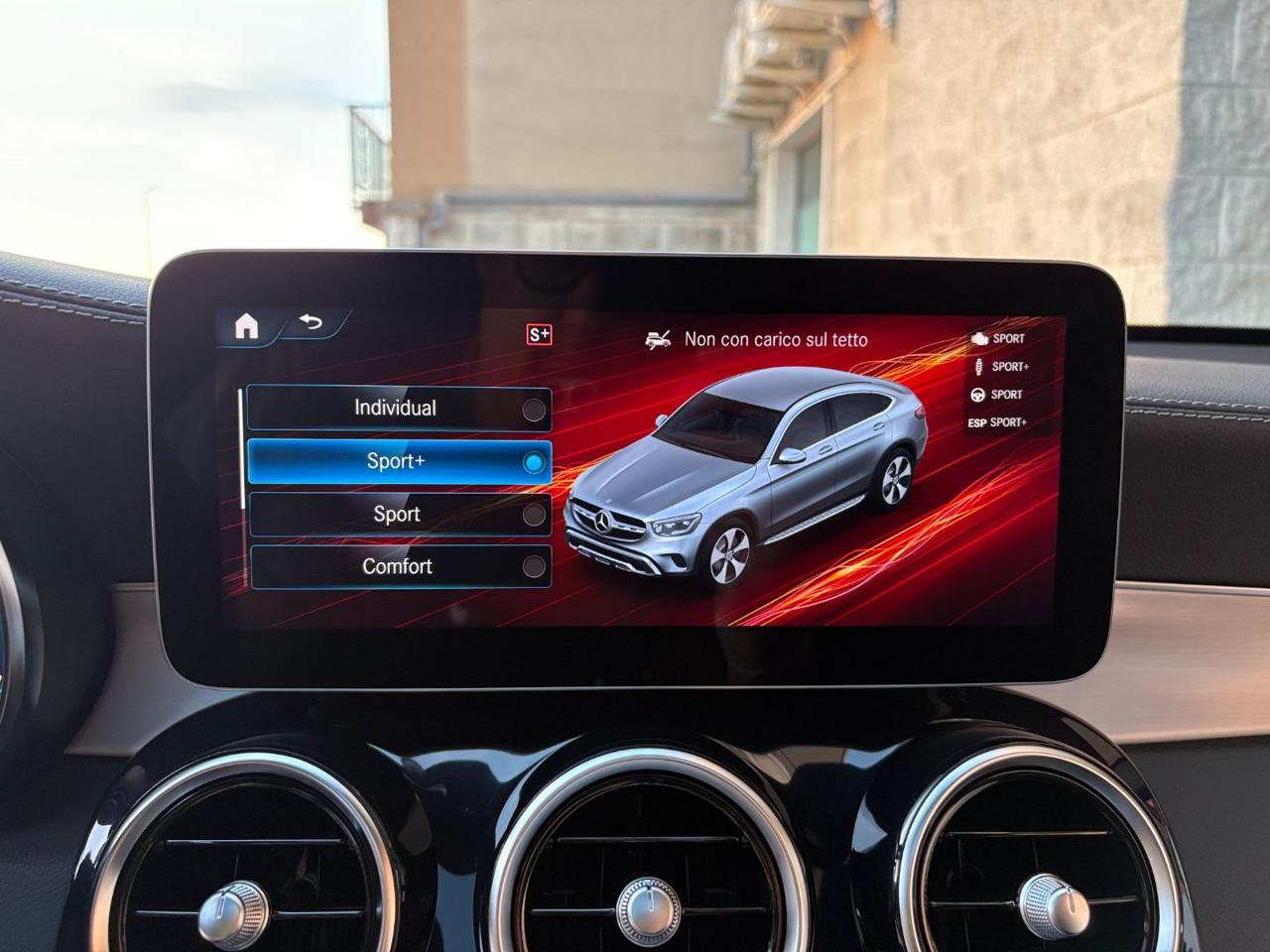MERCEDES-BENZ GLC 300 de 4Matic Plug-in hybrid Coupé Premium Plus. - 37