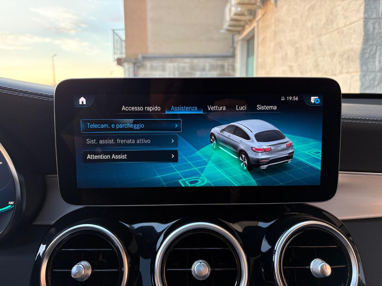 MERCEDES-BENZ GLC 300 de 4Matic Plug-in hybrid Coupé Premium Plus. - 29
