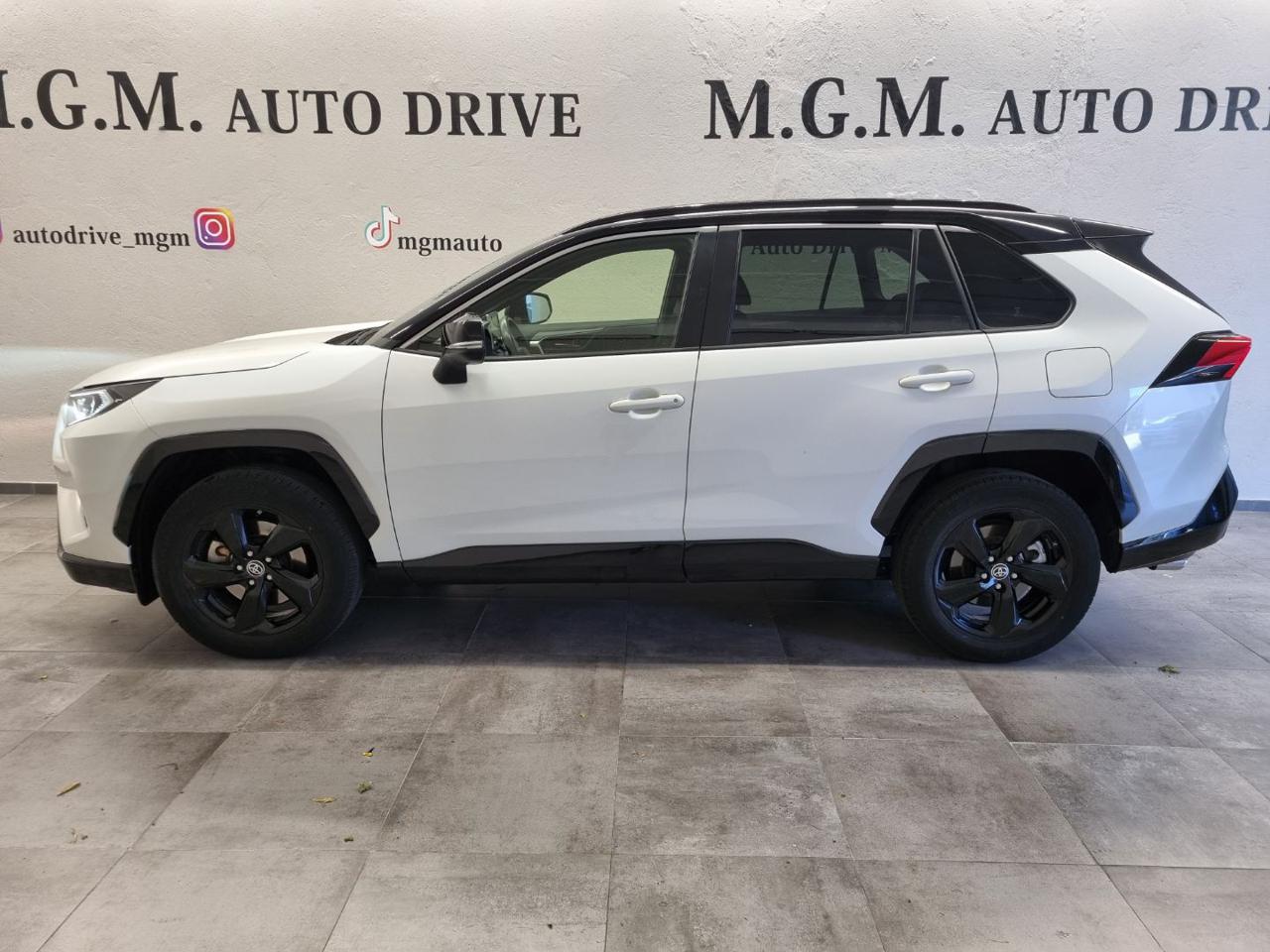 TOYOTA RAV 4 MY23 RAV4 2.5 HV (218CV) E-CVT 2WD Style - 2