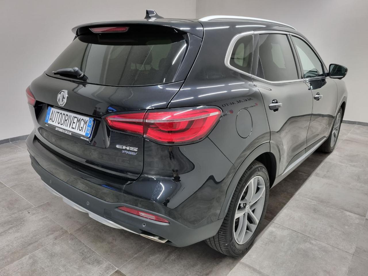 MG EHS Plug-in Hybrid Luxury - 9