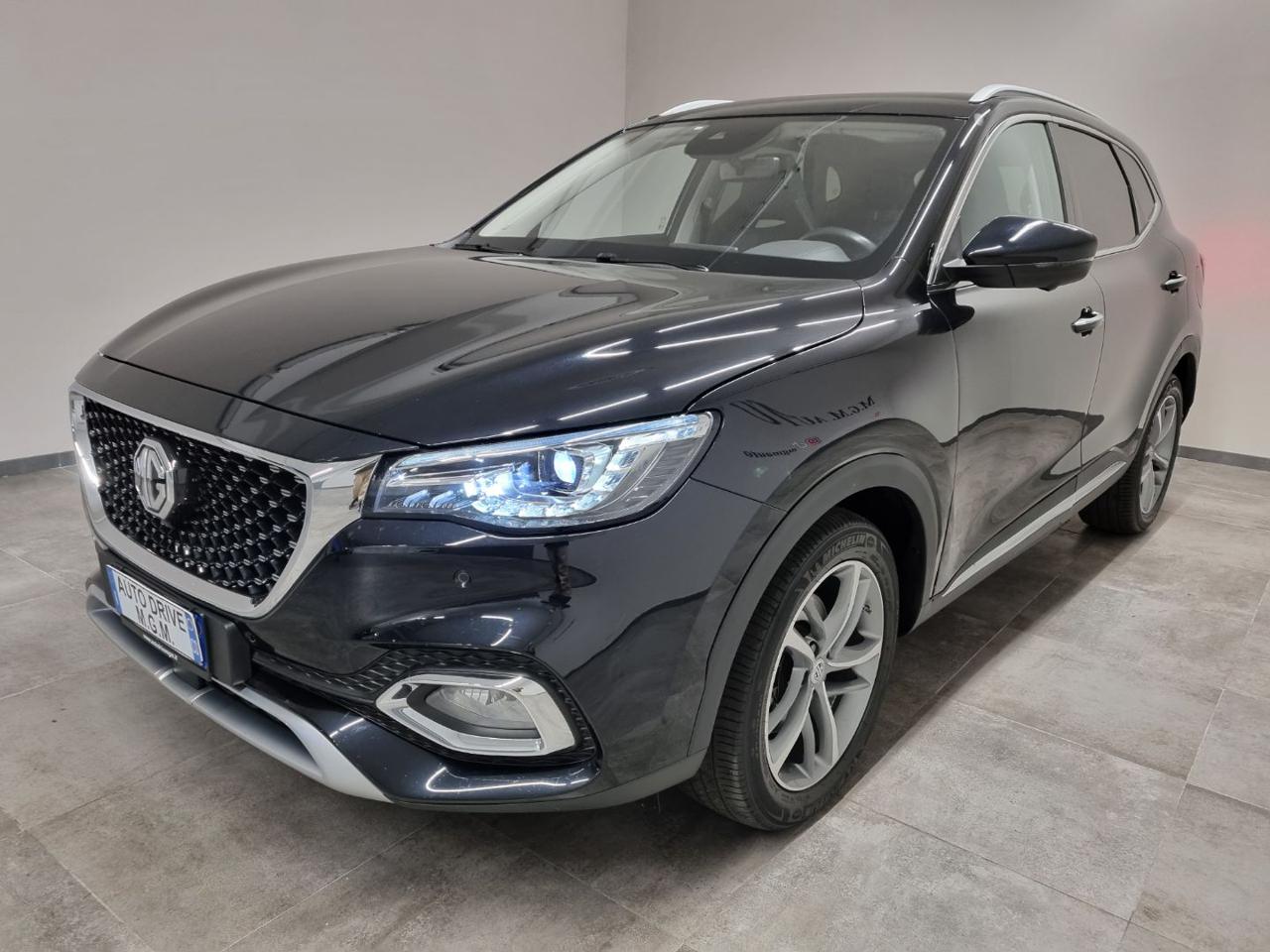 MG EHS Plug-in Hybrid Luxury - 10