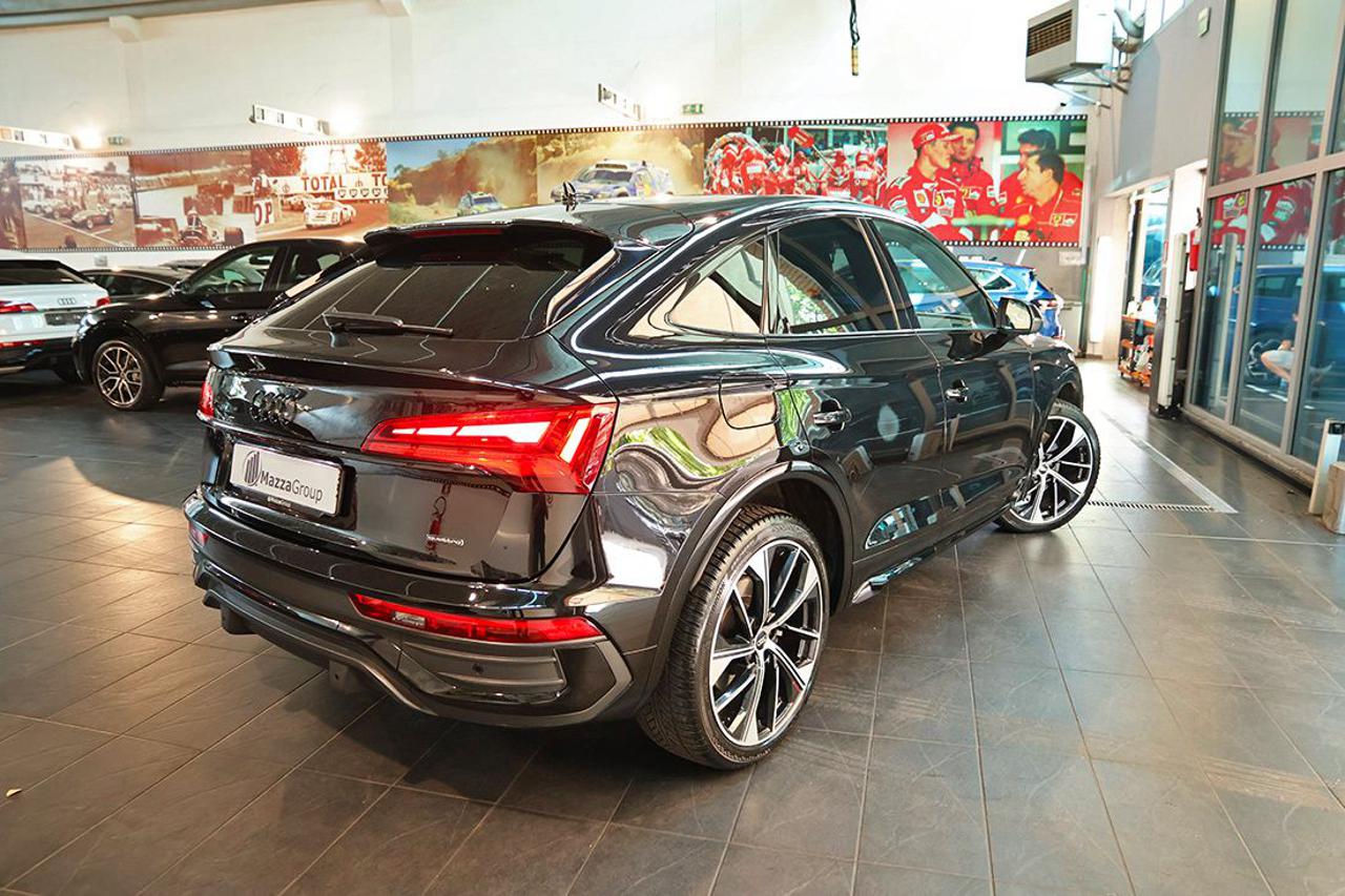 AUDI Q5 40 TDI Sportback Quattro S-Tronic S-Line Plus - 9