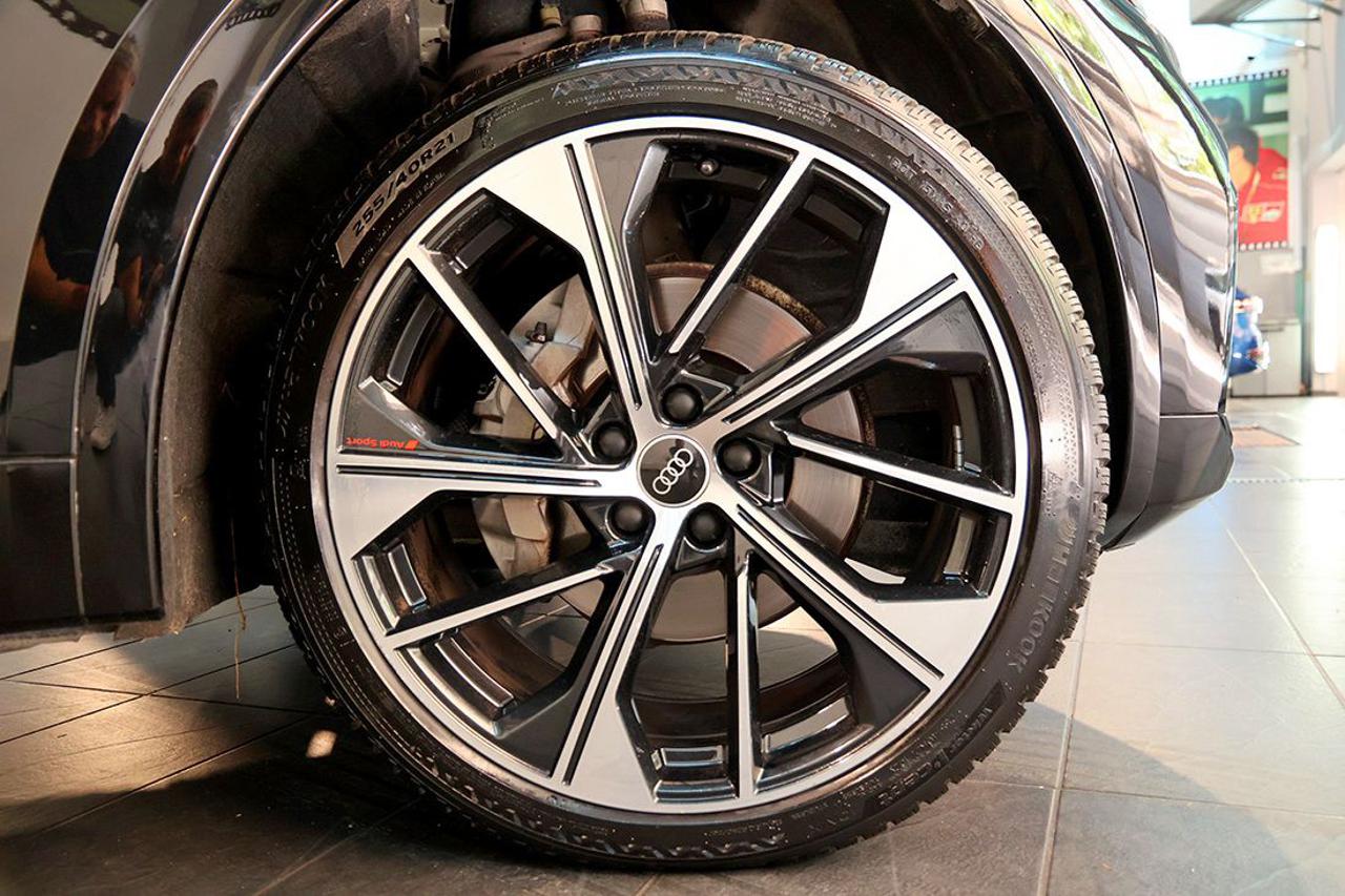 AUDI Q5 40 TDI Sportback Quattro S-Tronic S-Line Plus - 6