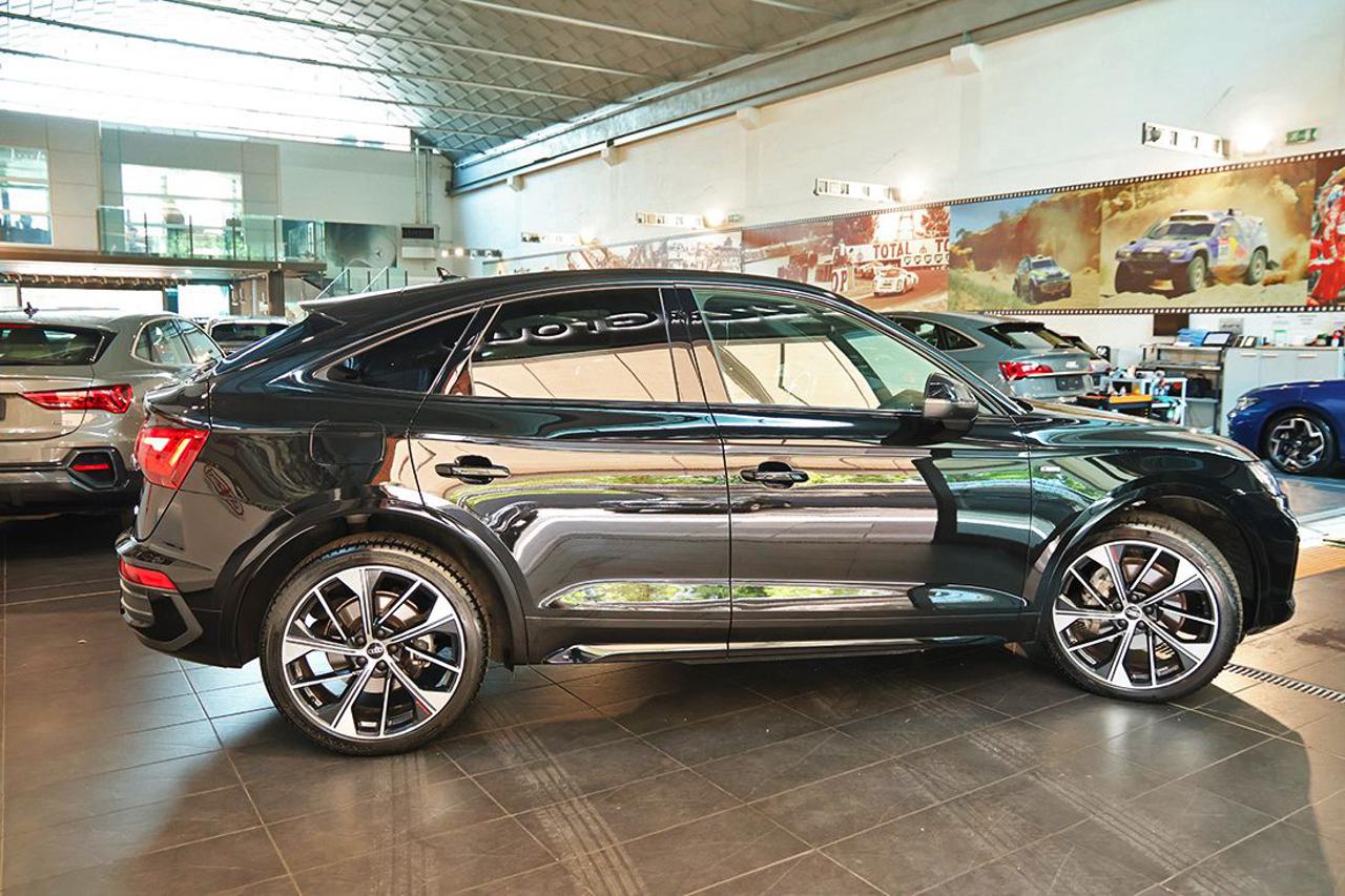 AUDI Q5 40 TDI Sportback Quattro S-Tronic S-Line Plus - 10