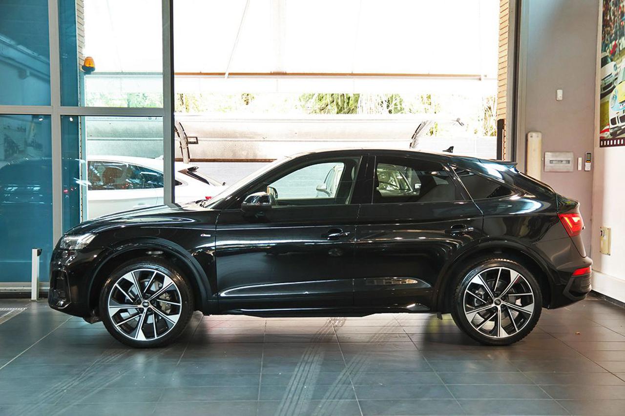 AUDI Q5 40 TDI Sportback Quattro S-Tronic S-Line Plus - 3