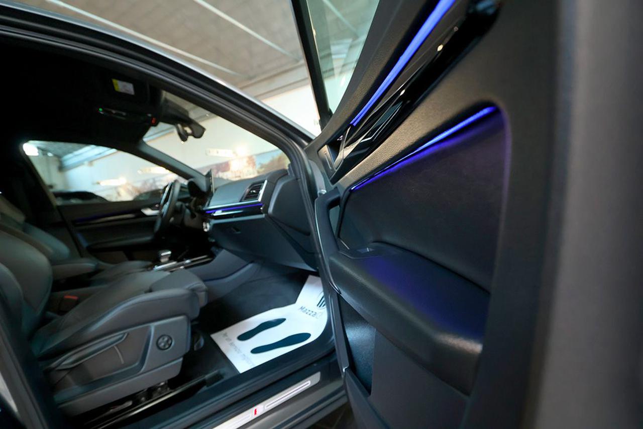 AUDI Q5 40 TDI Sportback Quattro Identity Black S-Line - 42