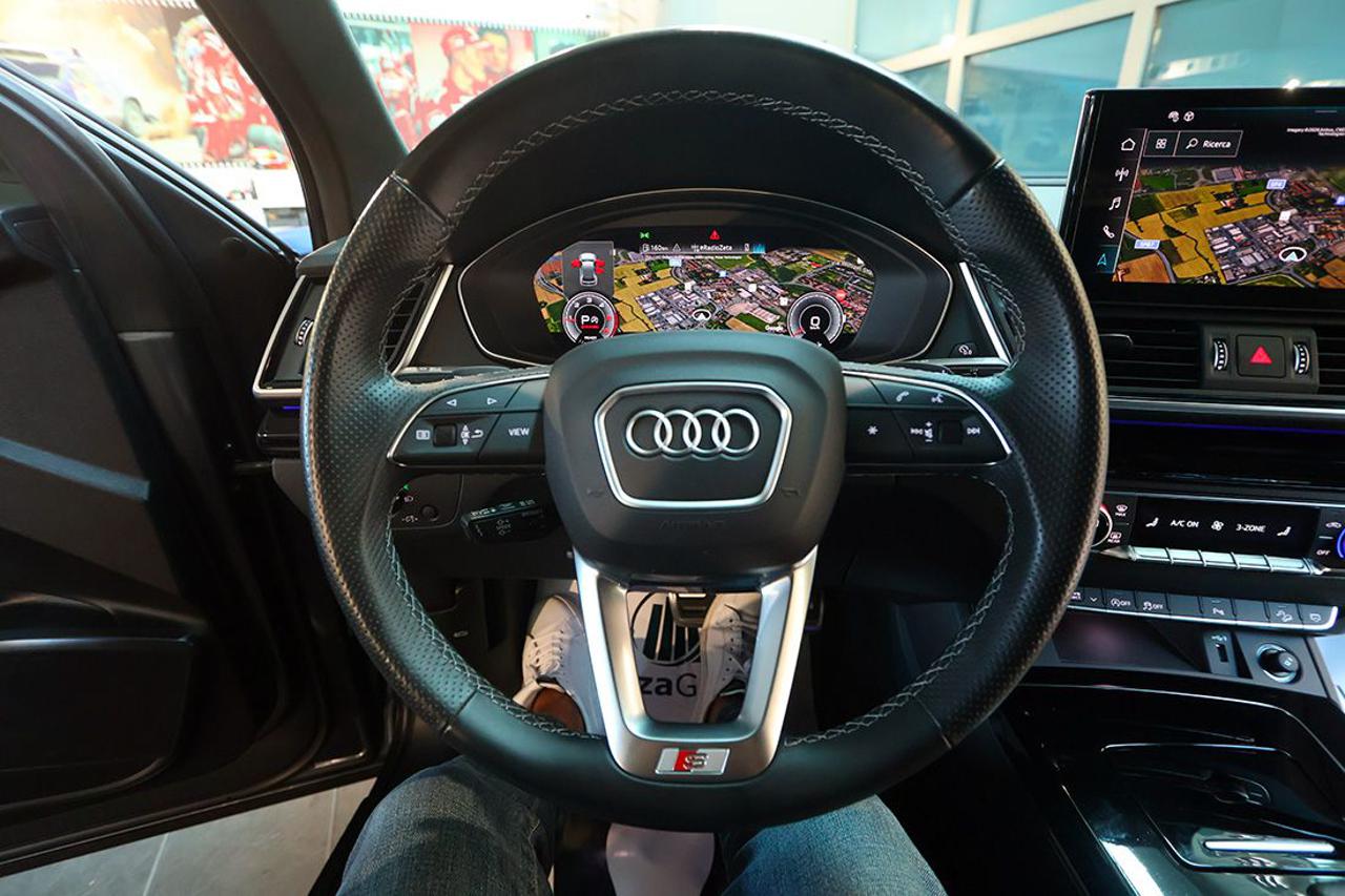 AUDI Q5 40 TDI Sportback Quattro Identity Black S-Line - 21