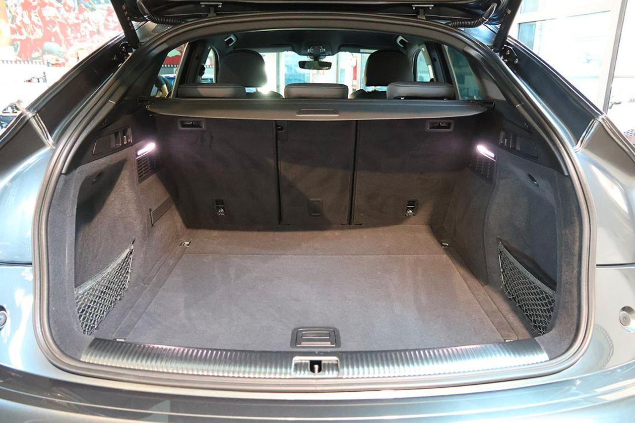 AUDI Q5 40 TDI Sportback Quattro Identity Black S-Line - 12
