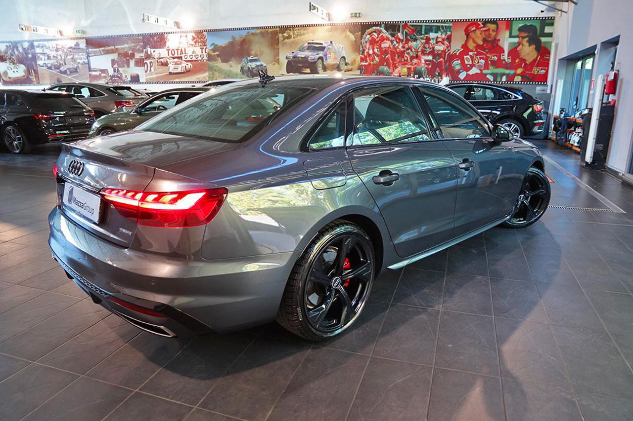 AUDI A4 40 TDI Quattro S-Tronic S-Line - 9