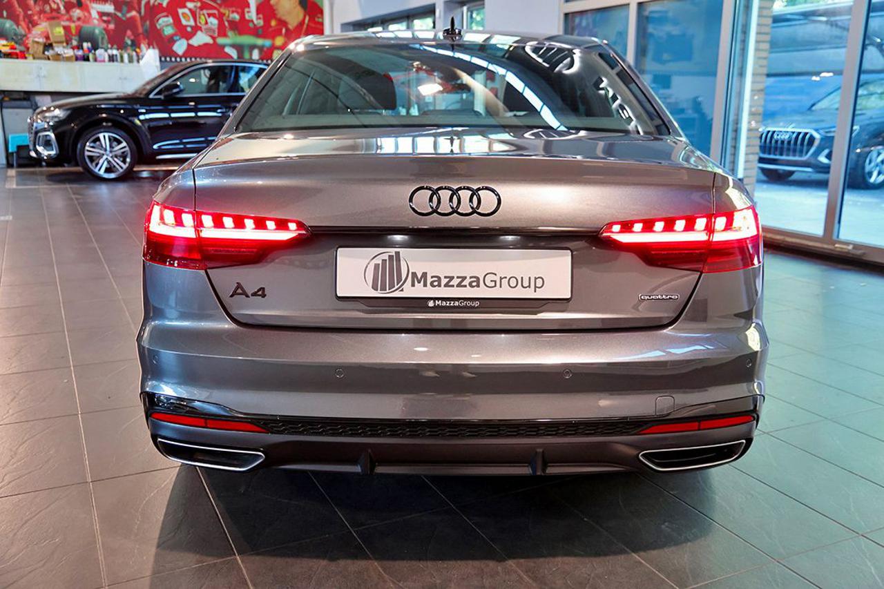 AUDI A4 40 TDI Quattro S-Tronic S-Line - 8