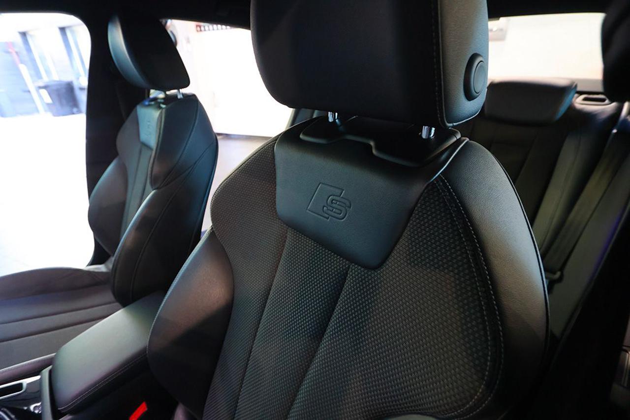 AUDI A4 40 TDI Quattro S-Tronic S-Line - 43
