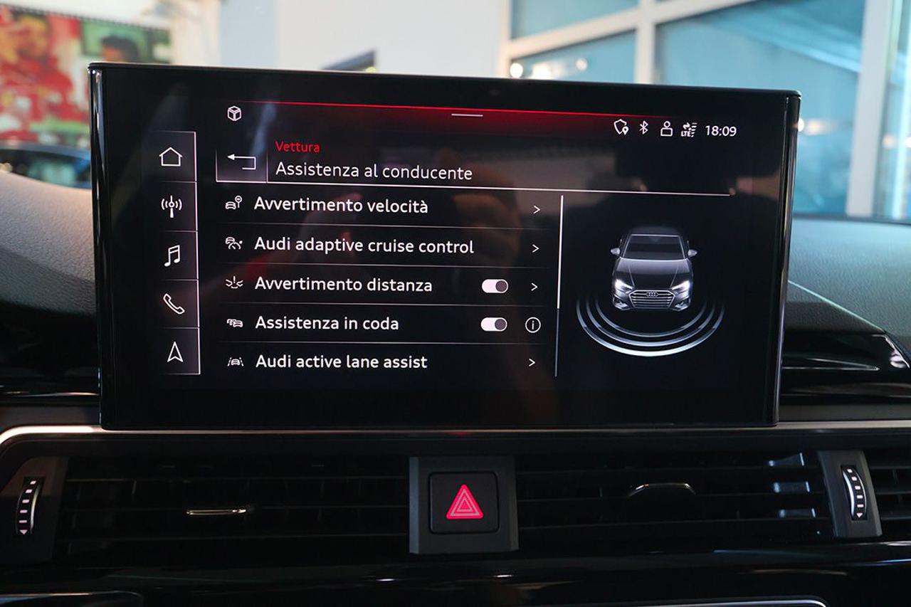 AUDI A4 40 TDI Quattro S-Tronic S-Line - 28