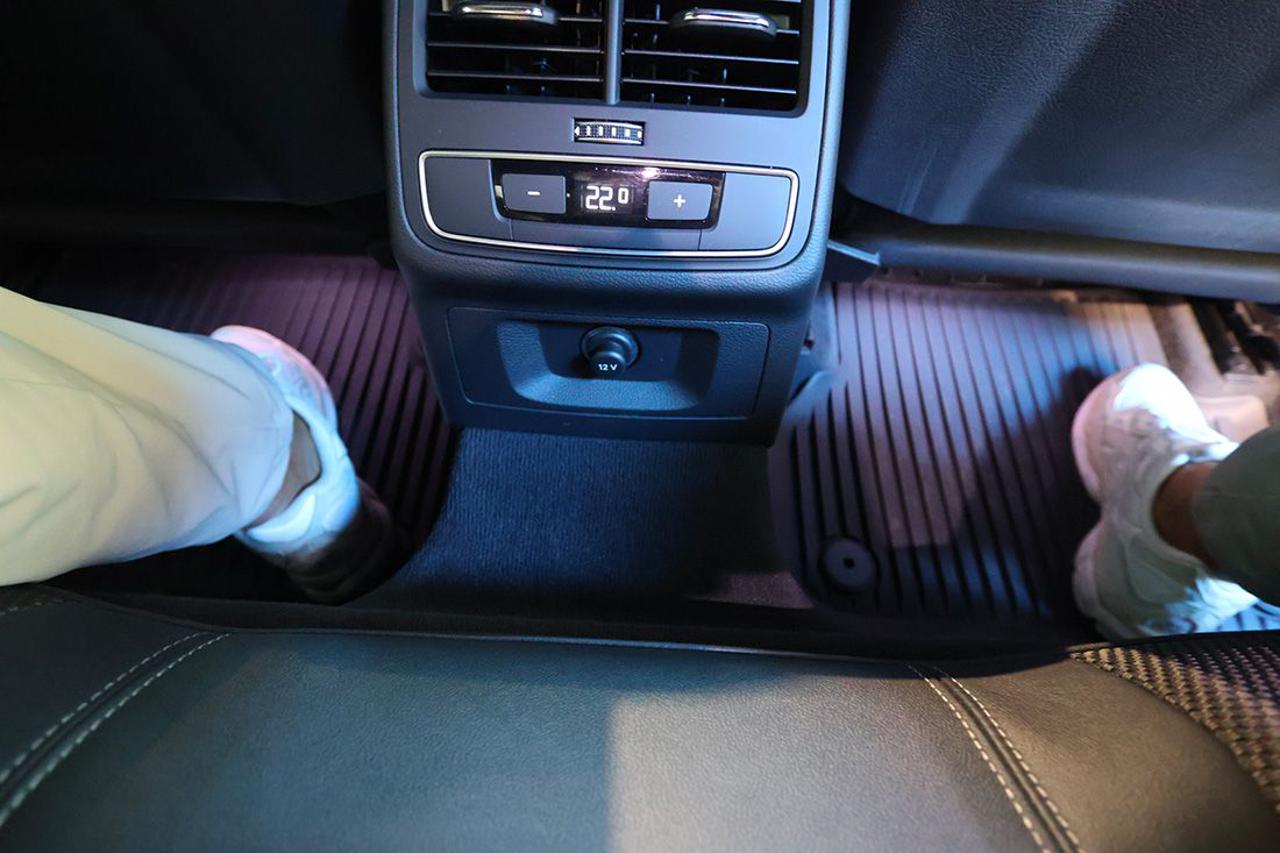 AUDI A4 40 TDI Quattro S-Tronic S-Line - 44