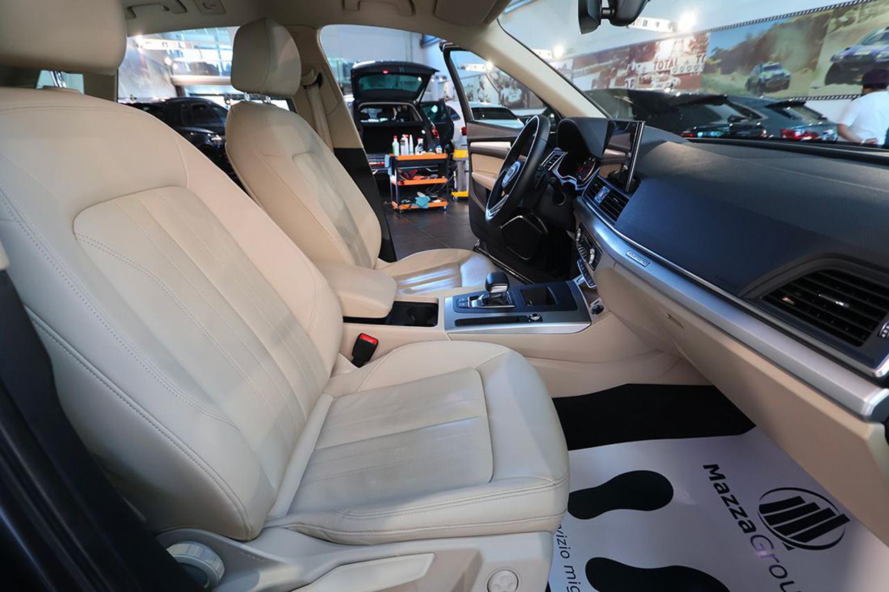AUDI Q5 40 TDI Quattro S-Tronic Business - 40