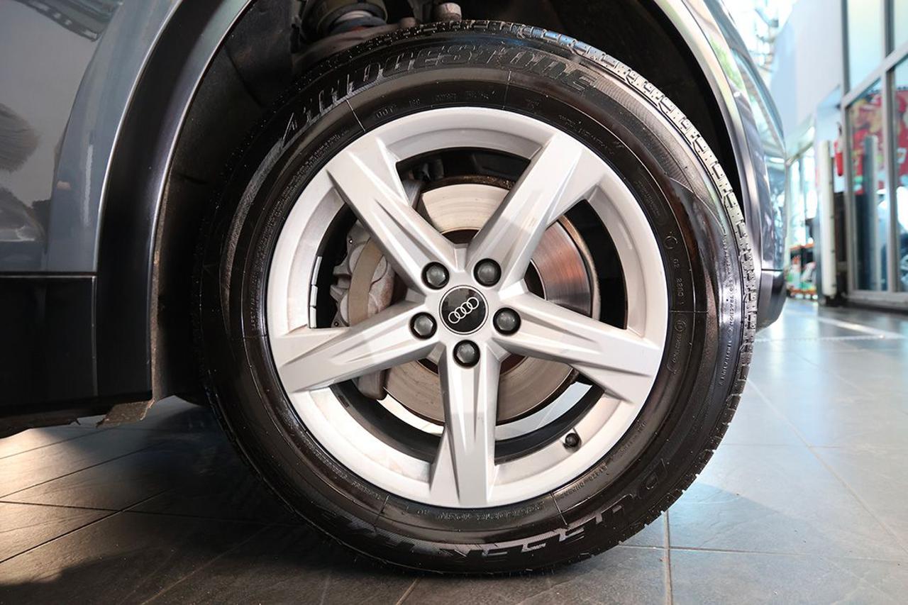 AUDI Q5 40 TDI Quattro S-Tronic Business - 6
