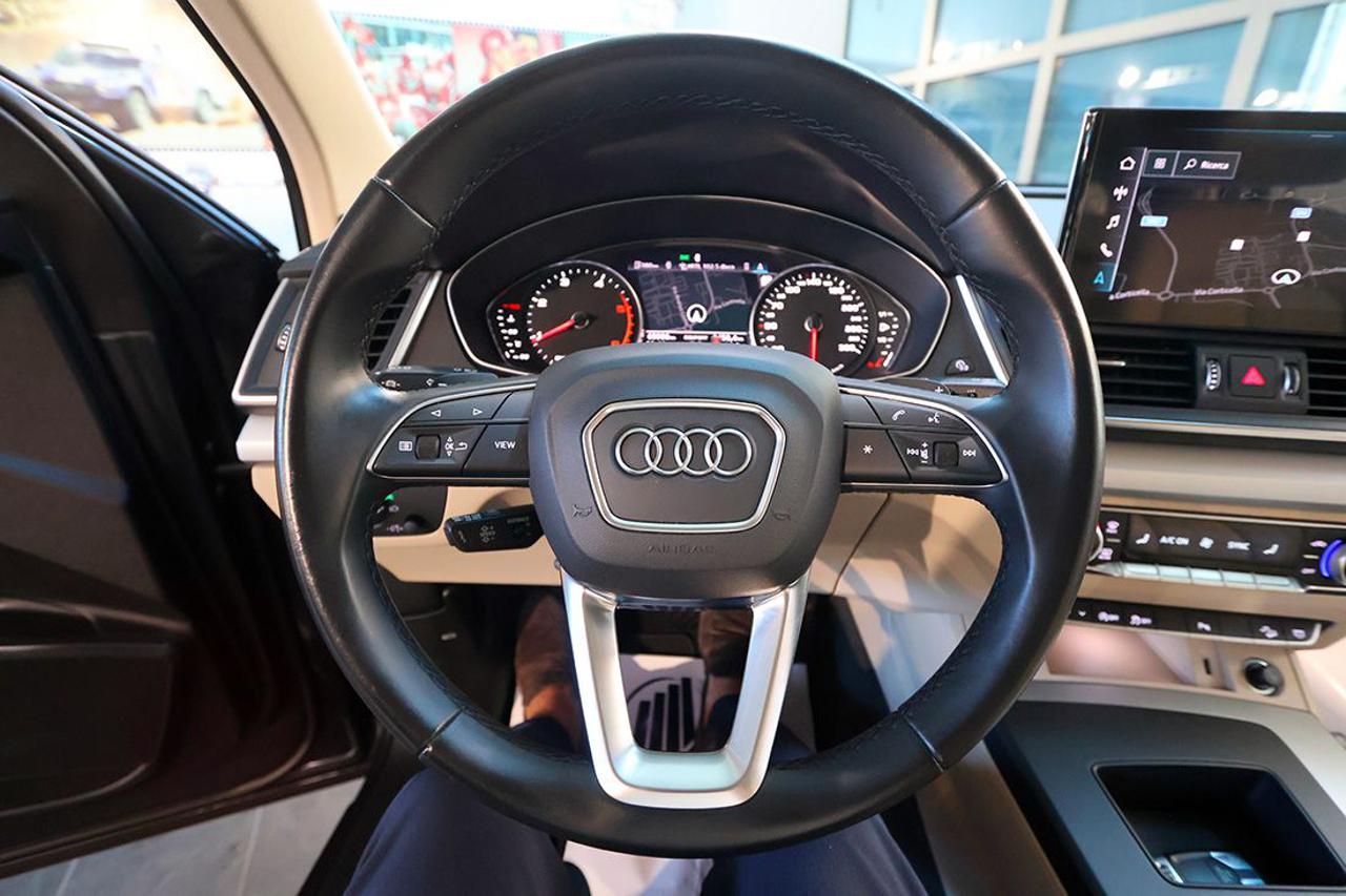 AUDI Q5 40 TDI Quattro S-Tronic Business - 21