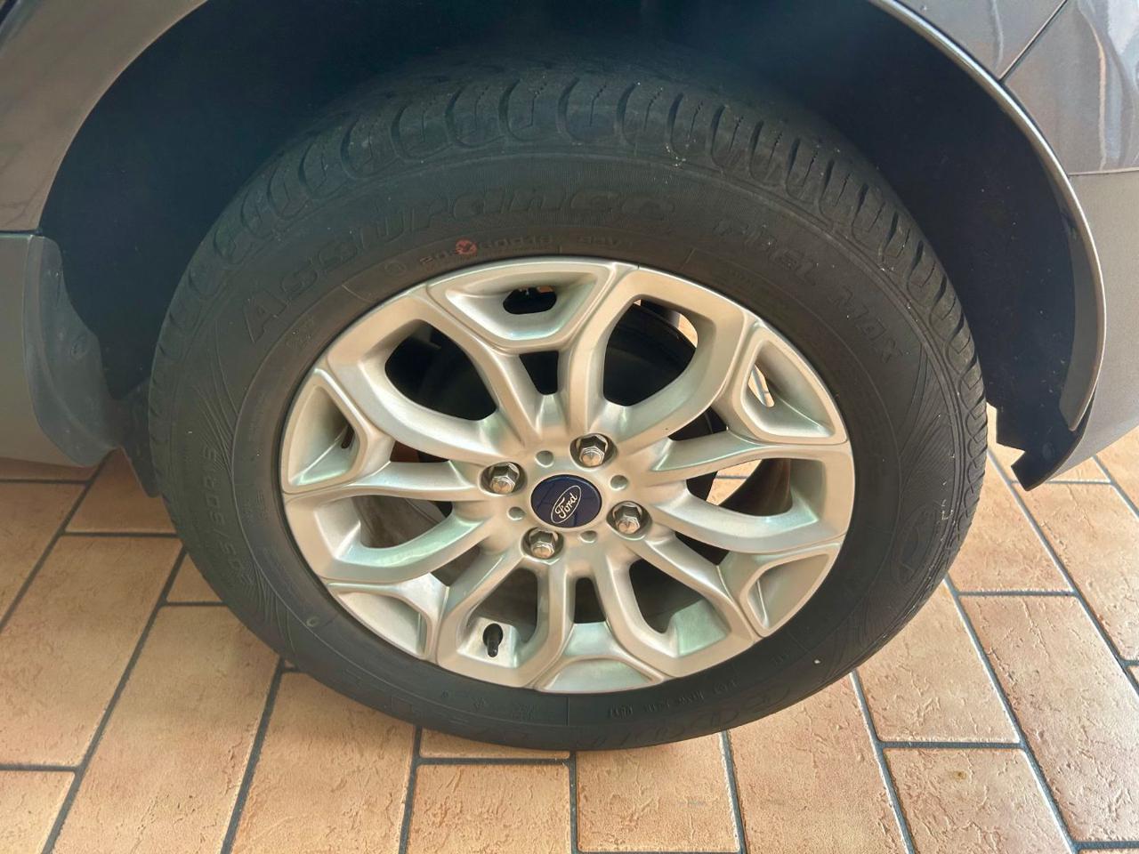 FORD EcoSport 1.5 TDCi 95 CV Titanium Euro6 - 6