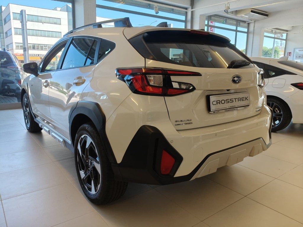 SUBARU Crosstrek 2.0i e-Boxer MHEV CVT Lineartronic Premium - Foto 2