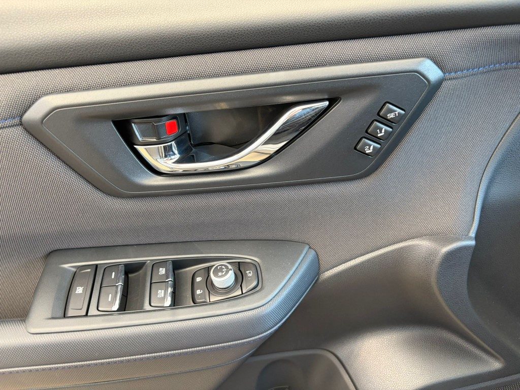 SUBARU Forester 2.0 e-Boxer MHEV CVT Lineartronic Style - Grid Foto 13